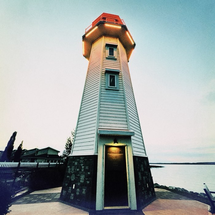 Photograph by @Karie4321, shot with Melodie + Tilda + Lighthouse 72