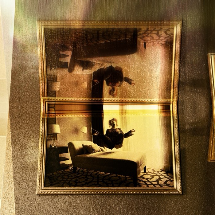 Photograph by @Piercefly, shot with Salvador 84 + Midnight Sun AS + Juicy Orange Gel