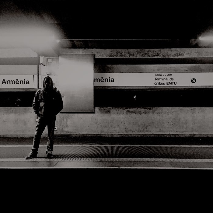 Photograph by @Rafael, shot with Lowy + Arjan BW