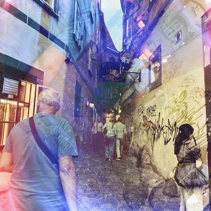 Photograph by @EvitaBrujita, shot with Salvador 84 + Vixen + Yuanzi 12