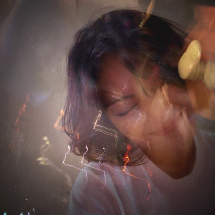 Photograph by @cam_era, shot with Claude 72 + Acme LT