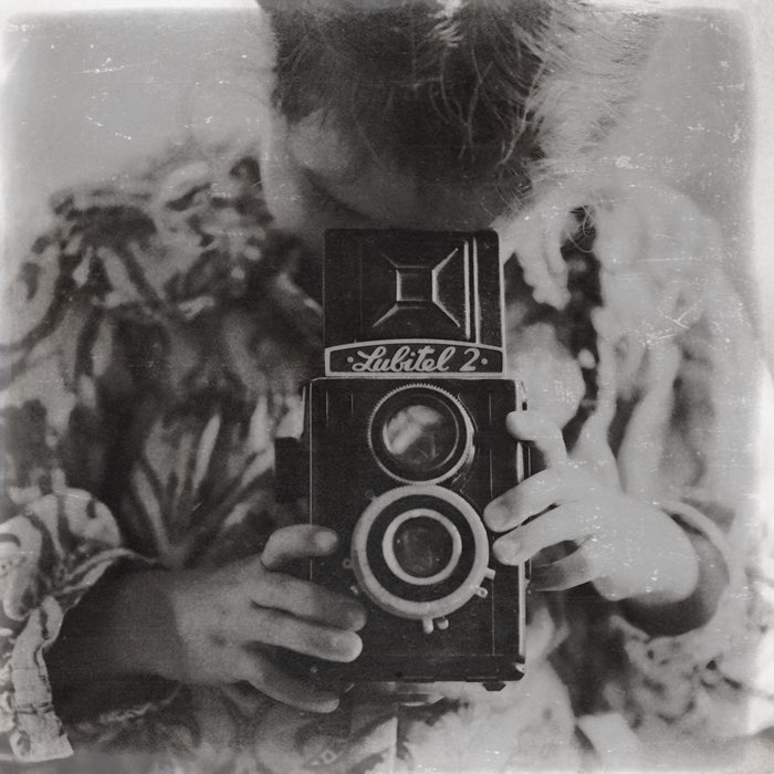Photograph by @Jefflyn, shot with André + BlacKeys 1942