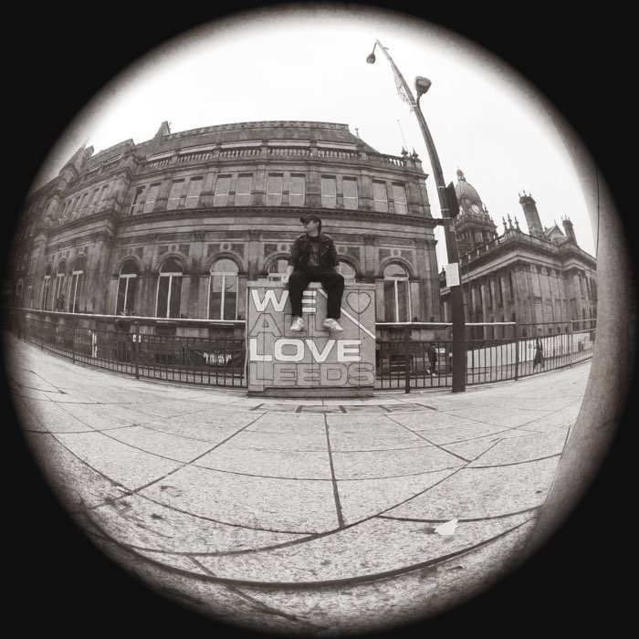 Photograph by @HOBBORUNS, shot with Fynn 8mm + BlacKeys 1942
