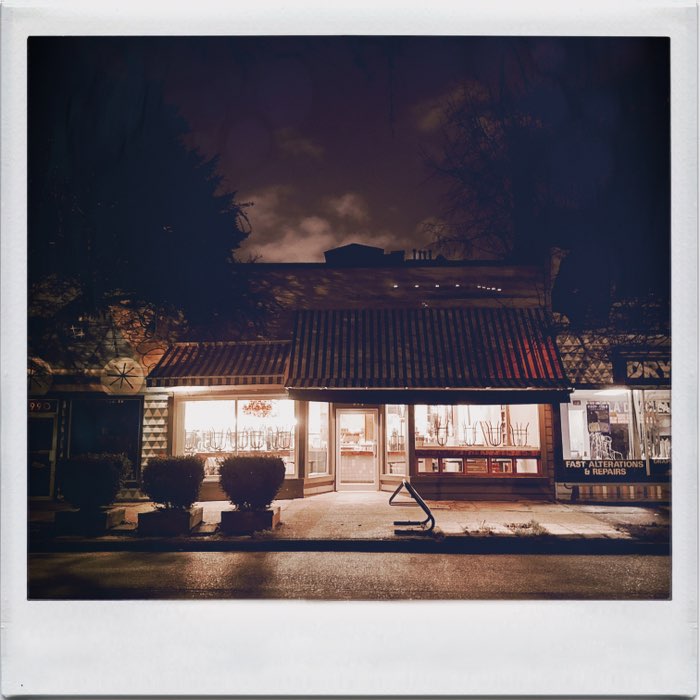 Photograph by @MichaelKalus, shot with Søren KG + Juicy Orange Gel + Abbot K30