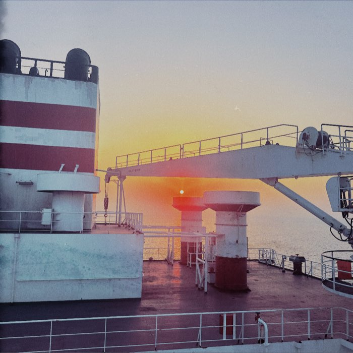 Photograph by @bayin, shot with Peale + Nor'Shor 72