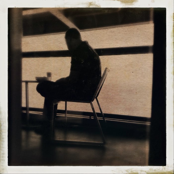 Photograph by @Emma, shot with Tinto 1884 + Uchitel 20 + Triple Crown
