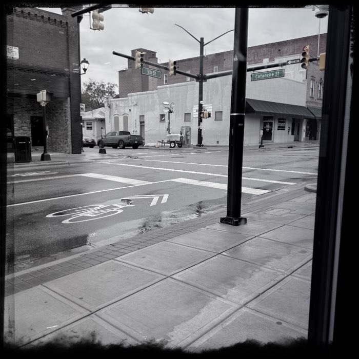 Photograph by @Lucas5170, shot with Buzz MK1 + Stranger