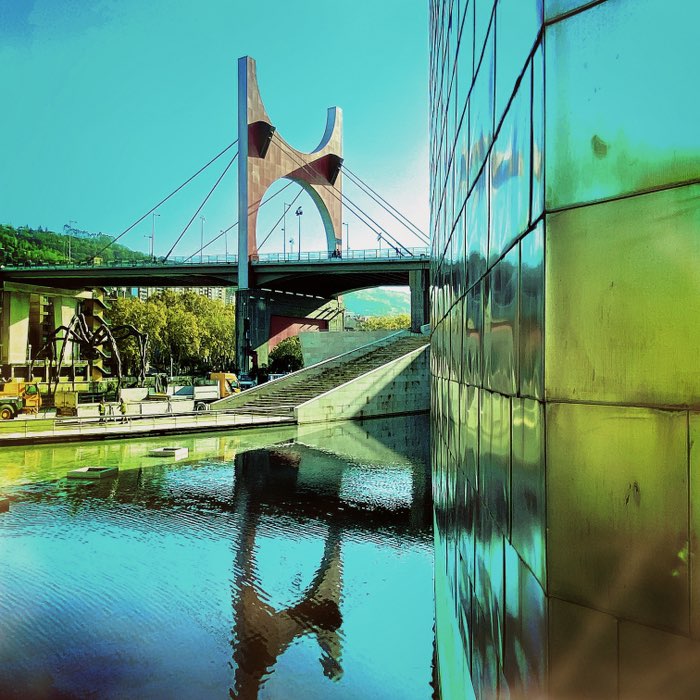 Photograph by @Sandylyon, shot with Lumière + Flamingo 777 + Indio