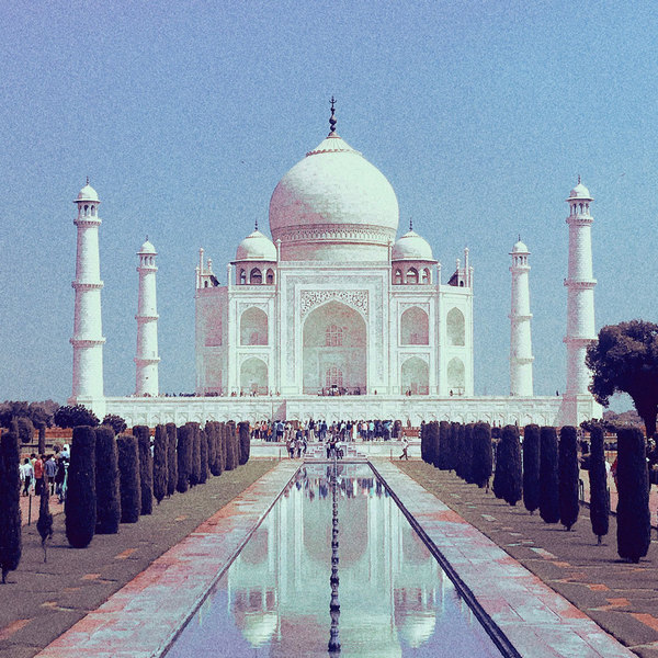 A photograph shot with the Agra combo