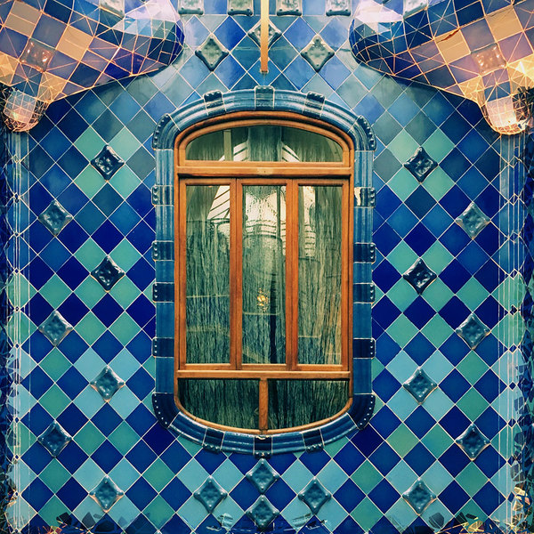 A photograph shot with the Barcelona combo