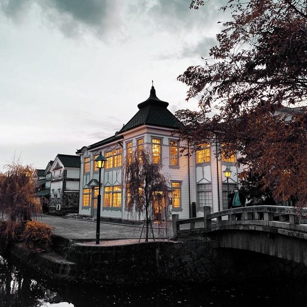 A photograph shot with the Gastown combo