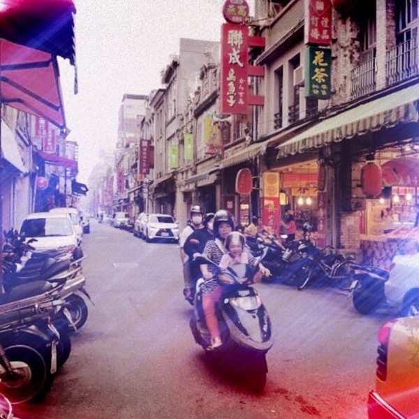 A photograph shot with the Ximen combo